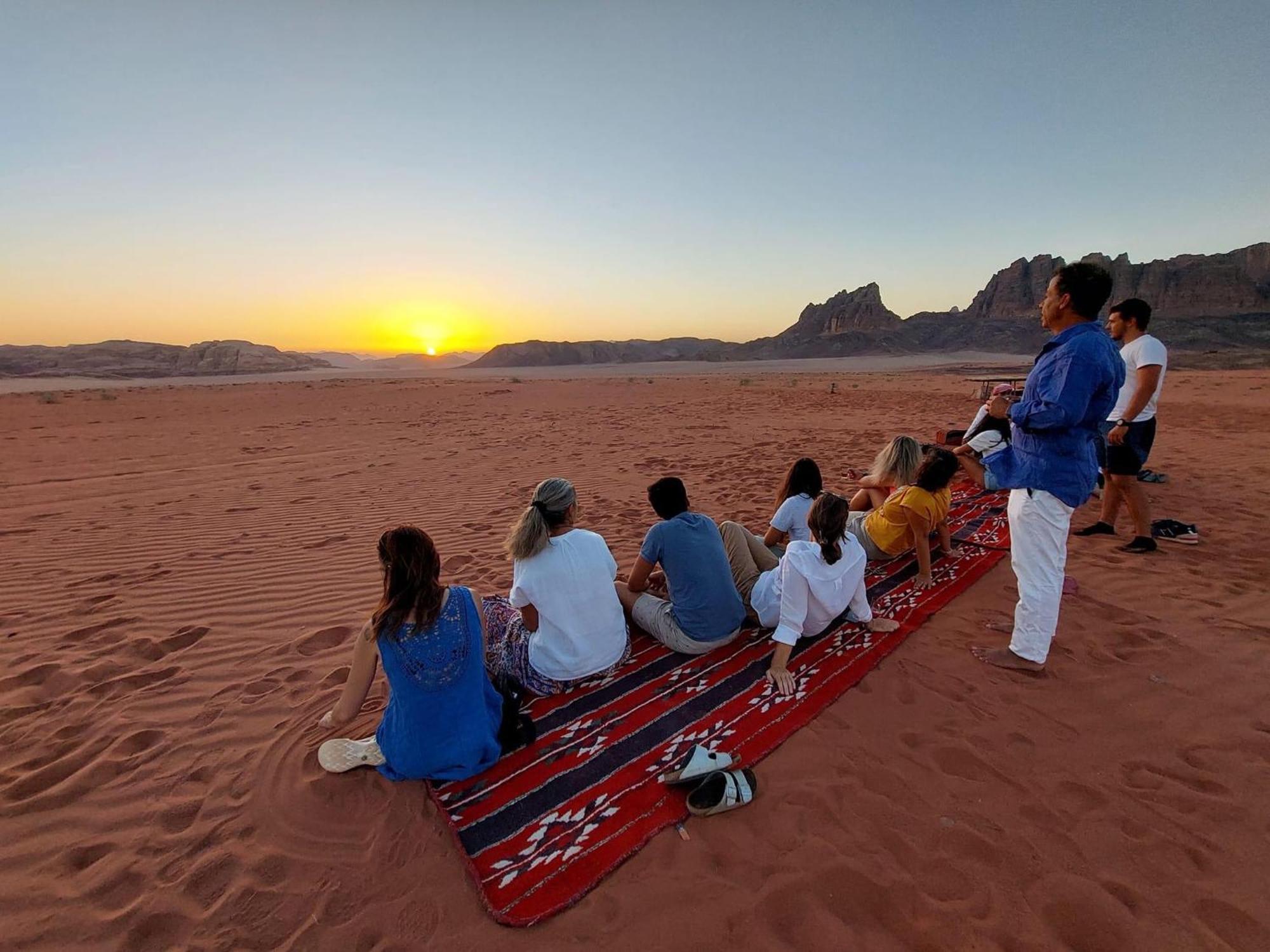 Bedouin Future Camp Hotell Wadi Rum Exteriör bild