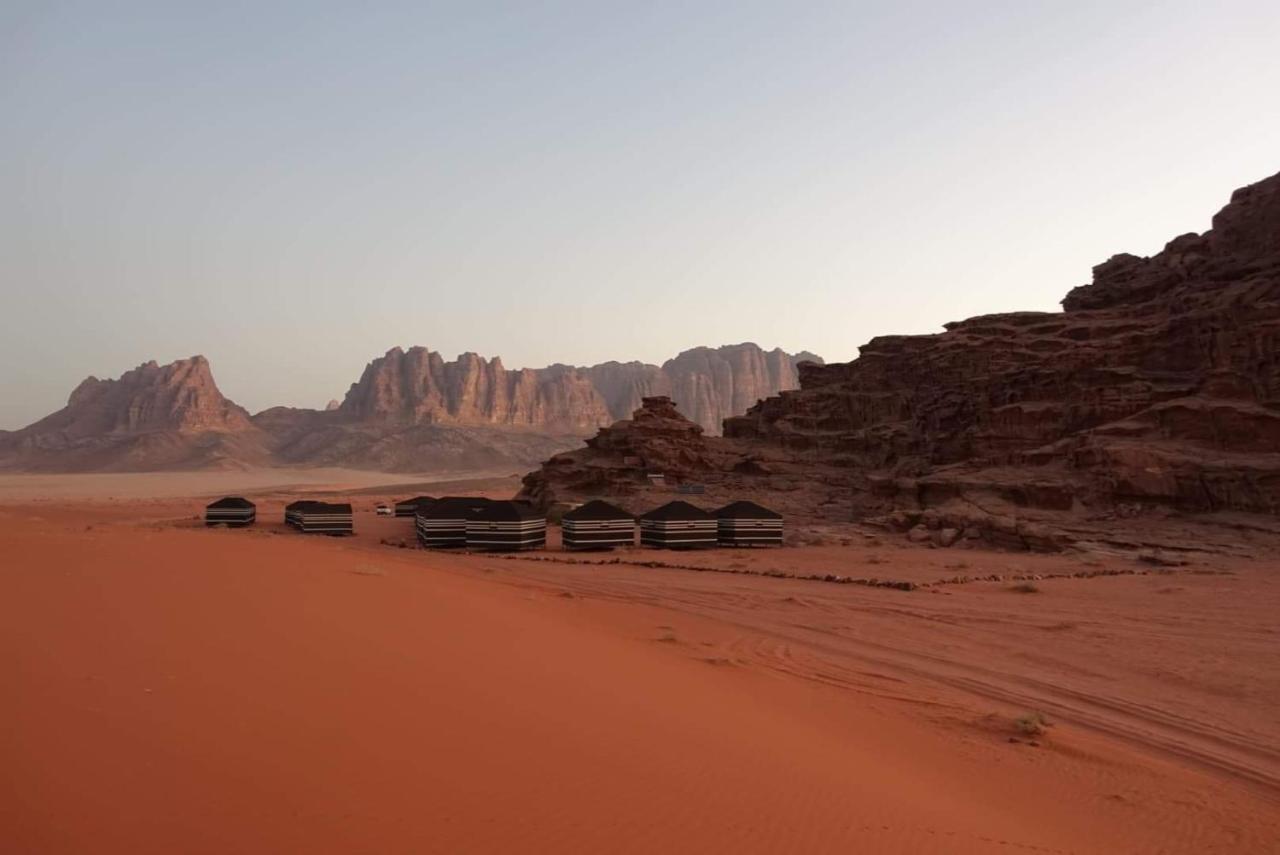 Bedouin Future Camp Hotell Wadi Rum Exteriör bild